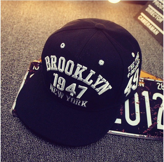 Hip Hop Hat Black And White Elements 1947 Letters Peaked Cap